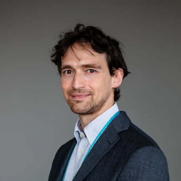 Dr Stefano Giacalone